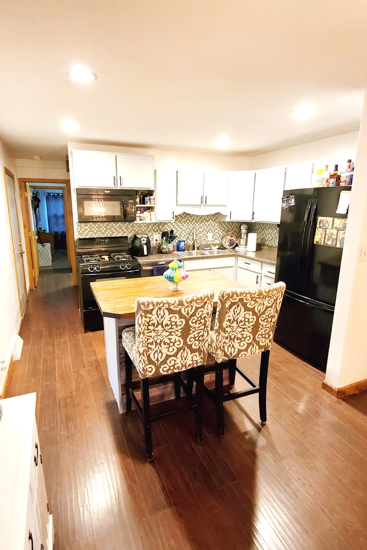 22 Greenbriar Road Montgomery, IL 60538 - Photo 18 of 56 Gallery Image 18