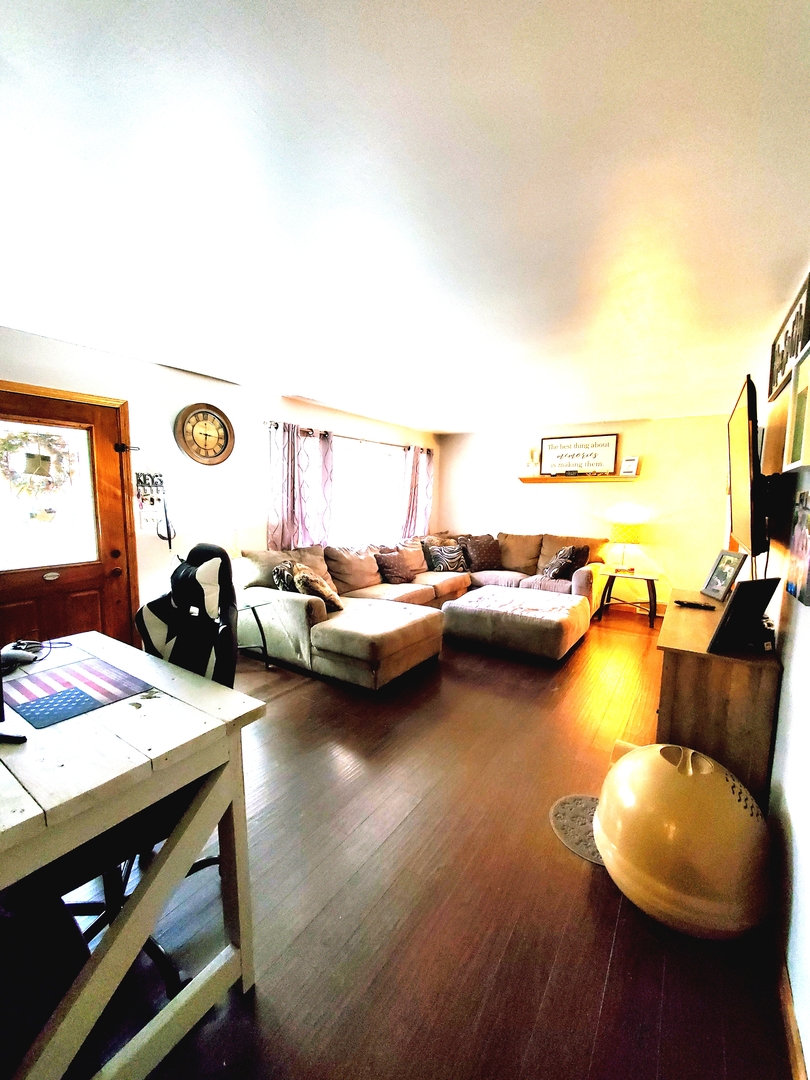 22 Greenbriar Road Montgomery, IL 60538 - Photo 5 of 56 Gallery Image 5
