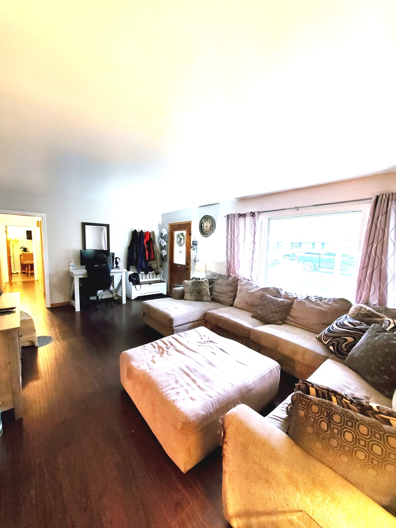 22 Greenbriar Road Montgomery, IL 60538 - Photo 10 of 56 Gallery Image 10