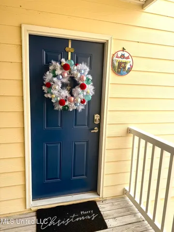 $205,000 | 2421 Beachview Drive, Unit B05, Ocean Springs, MS 39564