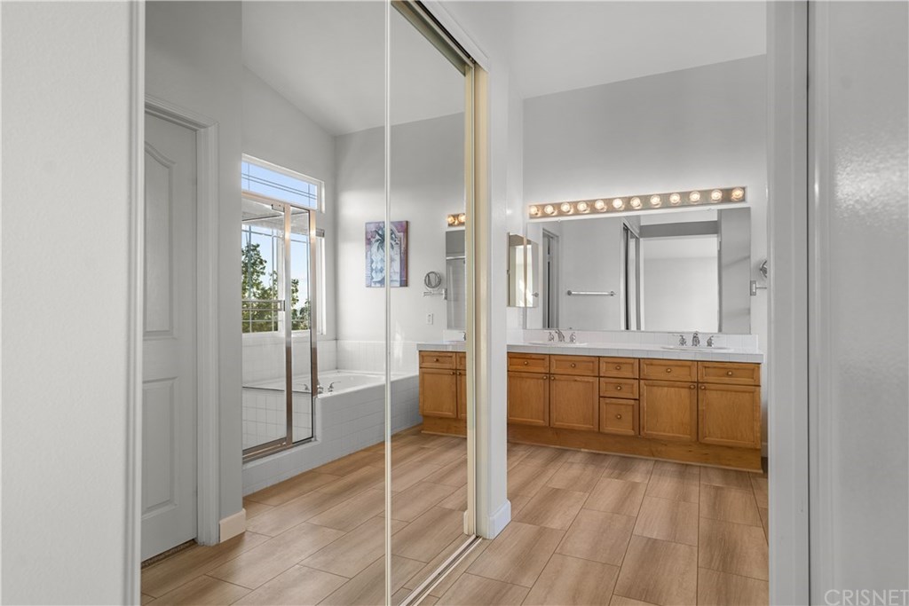 27557 Cunningham Drive Valencia, CA 91354 - Photo 31 of 37