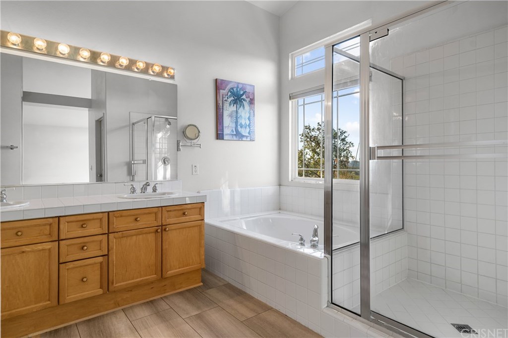 27557 Cunningham Drive Valencia, CA 91354 - Photo 32 of 37