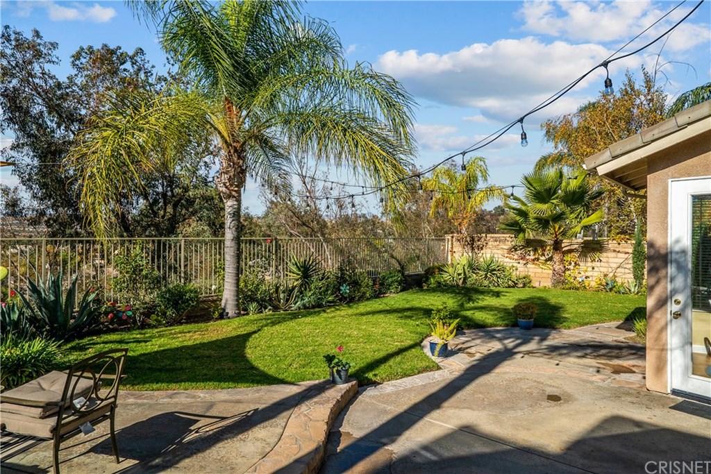 27557 Cunningham Drive Valencia, CA 91354 - Photo 35 of 37