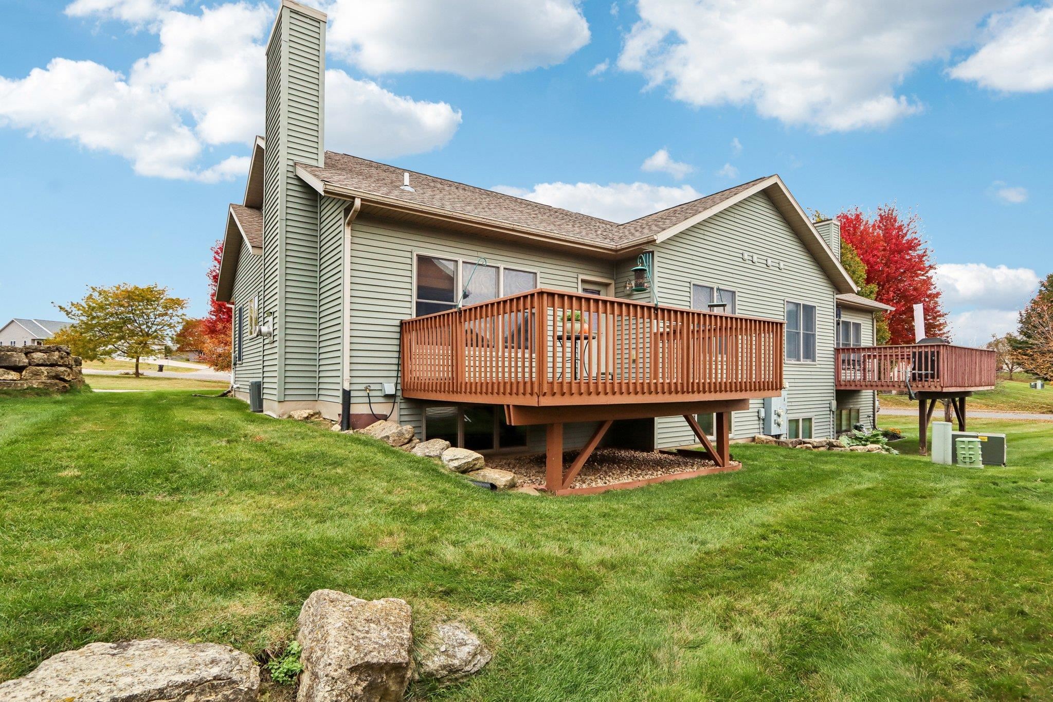 113 Jennifer Circle Mount Horeb, WI 53572 - Photo 6 of 35