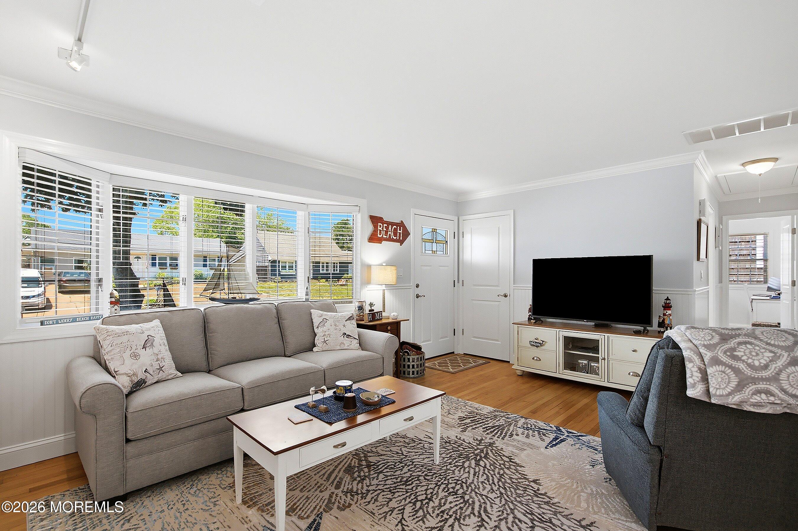 1516 Treeneedle Road Point Pleasant, NJ 08742 - Photo 3 of 35 09-Living 1B