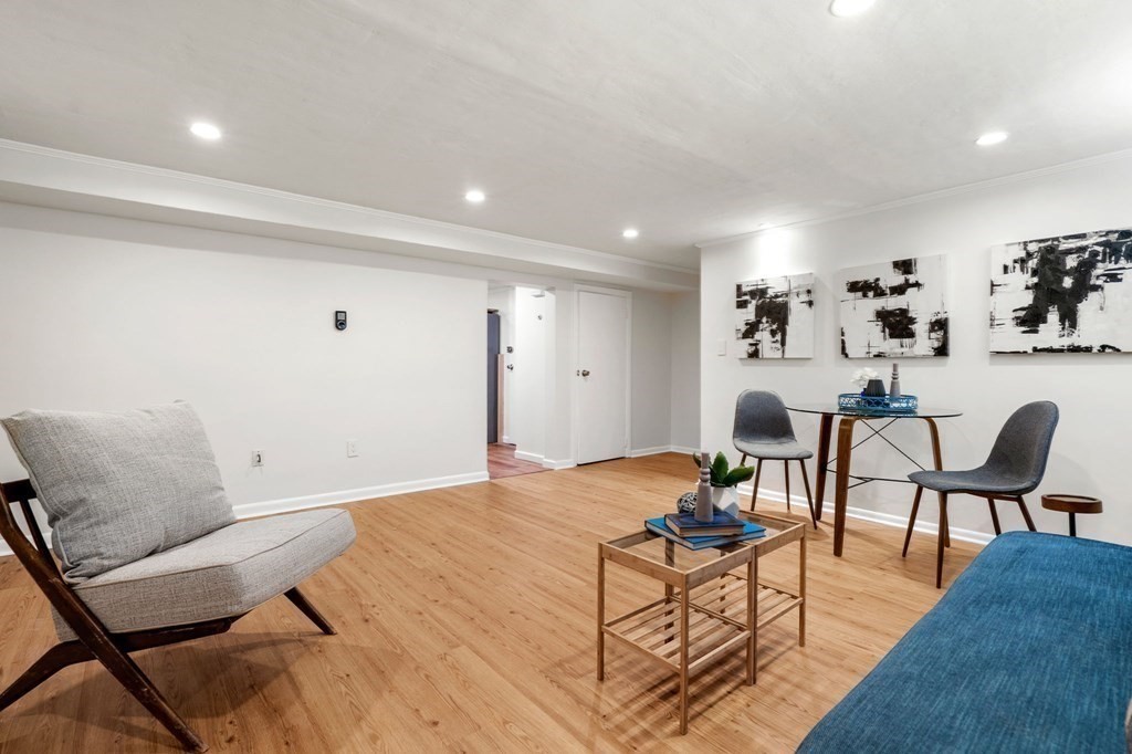15 Westgate Road, Unit 2 Boston, MA 02467 - Photo 5 of 15