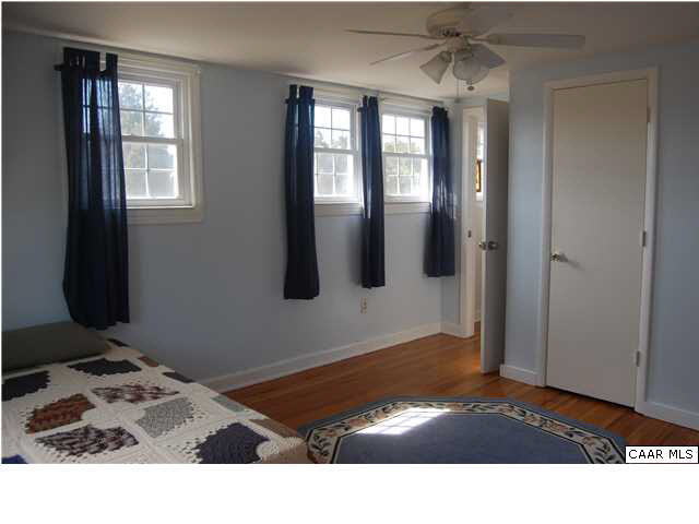 9991 Bridgeport Road Arvonia, VA 23004 - Photo 13 of 24 Another view of larger bedroom.