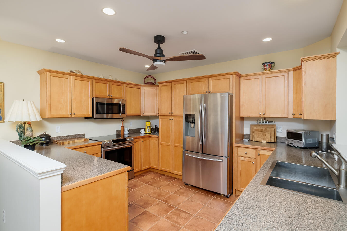 100 Shepard's Cove Road, Unit G204 Kittery, ME 03904 - Photo 17 of 43 Shepards Cove G 204 WEB 11