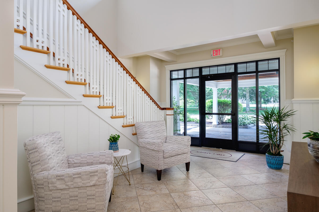 100 Shepard's Cove Road, Unit G204 Kittery, ME 03904 - Photo 5 of 43 Secure front entrance lobby