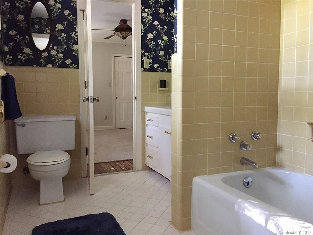 1116 Turnbridge Road Charlotte, NC 28226 - Photo 15 of 20