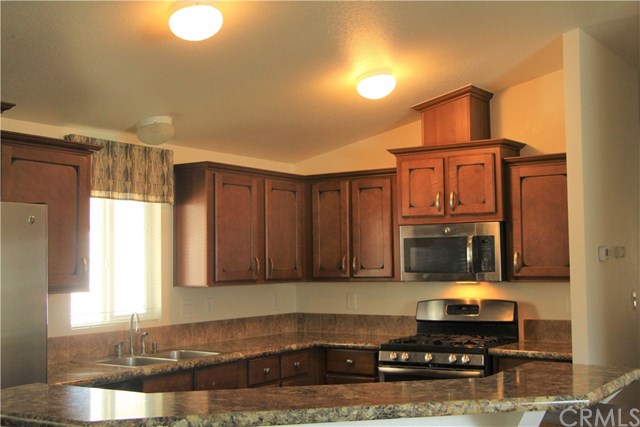 4000 Pierce Street, Unit 40 Riverside, CA 92505 - Photo 8 of 14