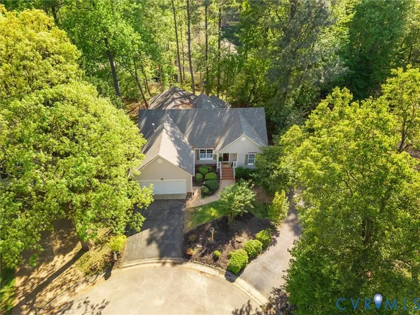 $450,000 | 13805 Long Cove Court, Midlothian, VA 23112