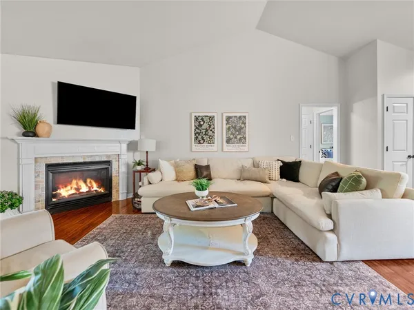 $450,000 | 13805 Long Cove Court, Midlothian, VA 23112