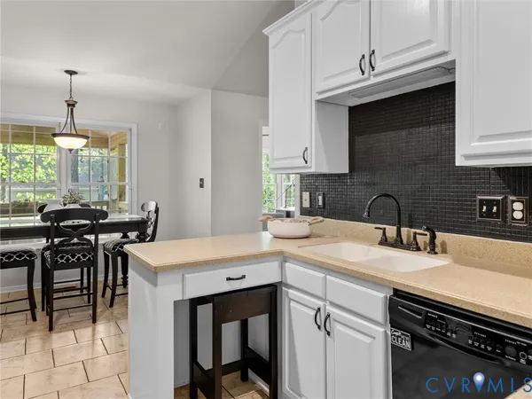$450,000 | 13805 Long Cove Court, Midlothian, VA 23112