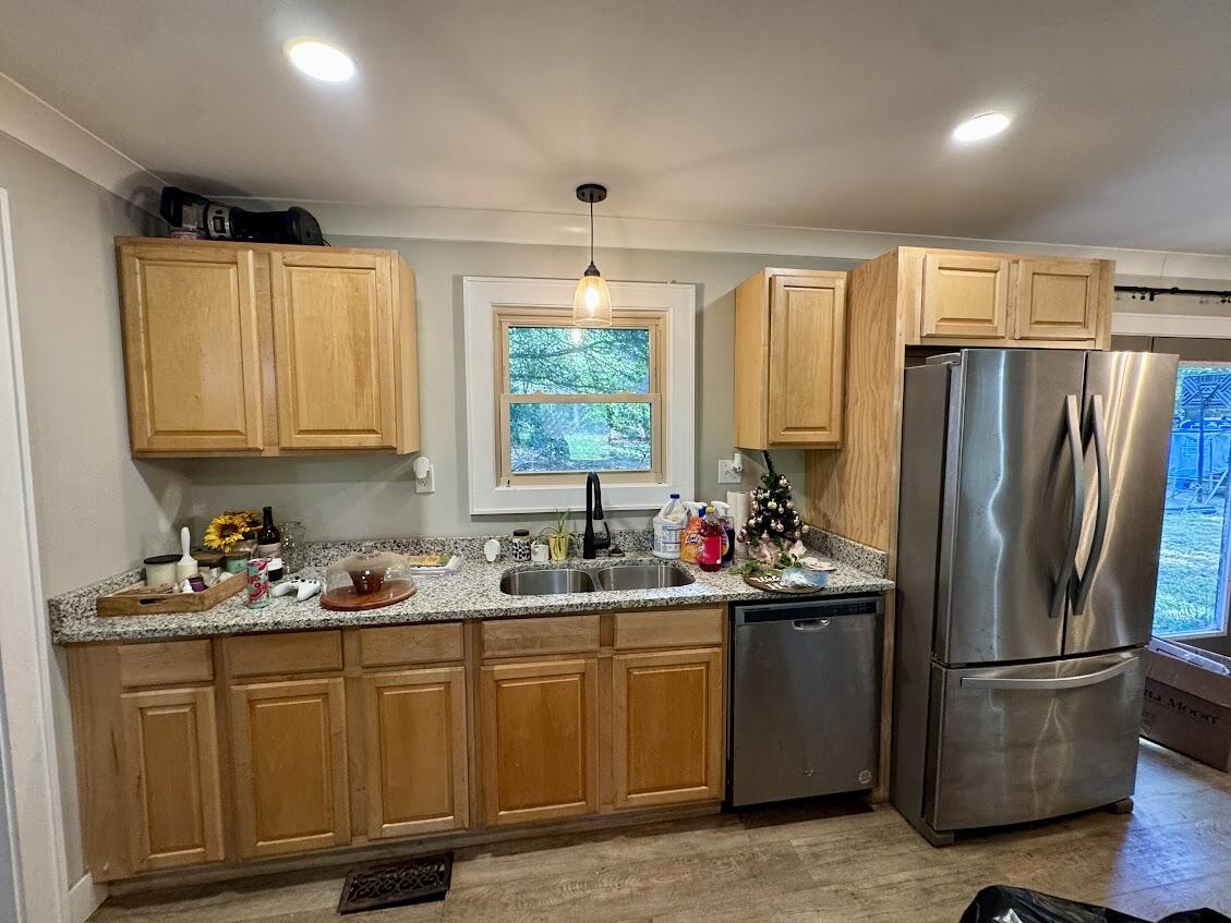 72 Cherokee Trail Ringgold, GA 30736 - Photo 6 of 18 Kitchen