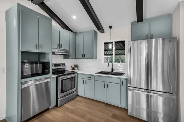 $380,000 | 4019 Highland Drive, Greenbrier, TN 37073