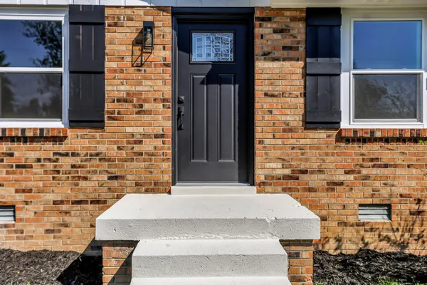 $380,000 | 4019 Highland Drive, Greenbrier, TN 37073