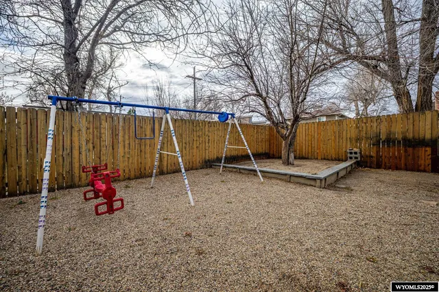 $340,000 | 1671 Farnum Street, Casper, WY 82601