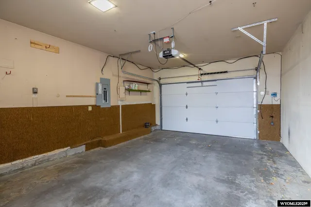 $340,000 | 1671 Farnum Street, Casper, WY 82601