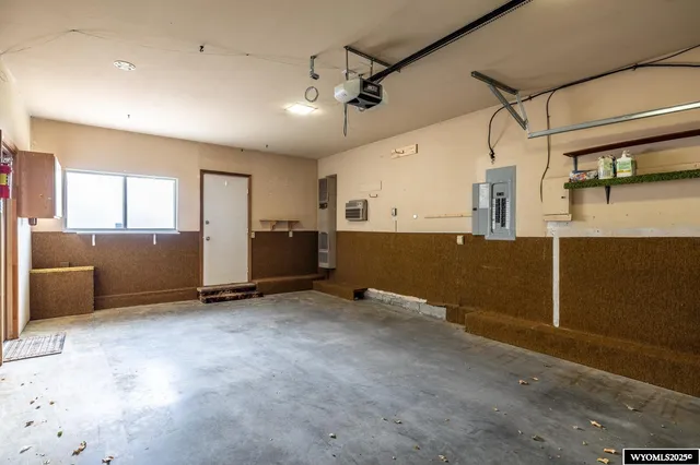 $340,000 | 1671 Farnum Street, Casper, WY 82601