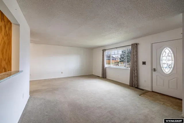 $340,000 | 1671 Farnum Street, Casper, WY 82601