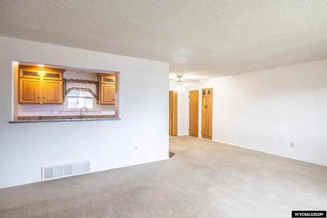 $340,000 | 1671 Farnum Street, Casper, WY 82601