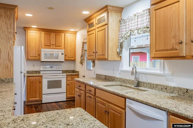 $340,000 | 1671 Farnum Street, Casper, WY 82601