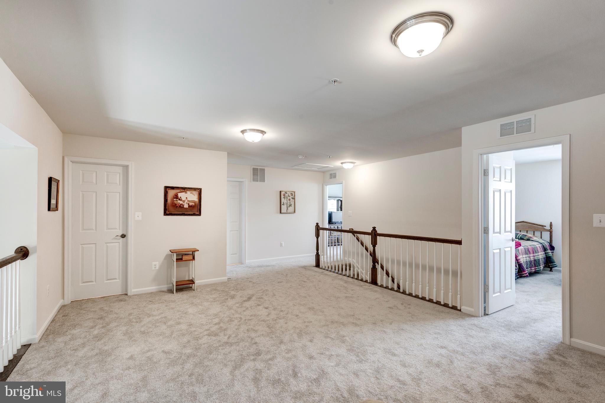 2910 Union Square Road, Unit 34 New Windsor, MD 21776 - Photo 27 of 49 a view of a hallway