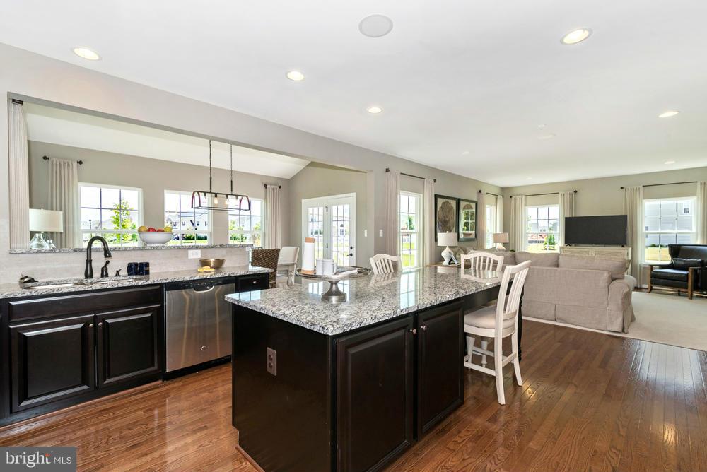 511 Potomac Road Joppa, MD 21085 - Photo 2 of 17 Kitchen
