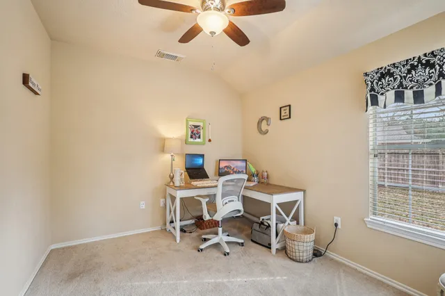 $335,000 | 30 Trafalgar Place, Conroe, TX 77384