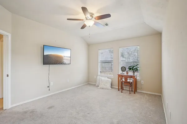 $325,000 | 30 Trafalgar Place, Conroe, TX 77384