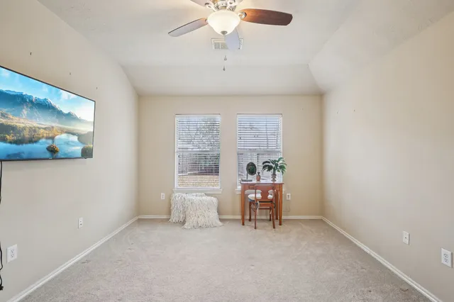 $335,000 | 30 Trafalgar Place, Conroe, TX 77384