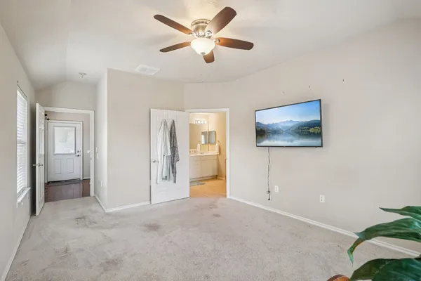 $325,000 | 30 Trafalgar Place, Conroe, TX 77384