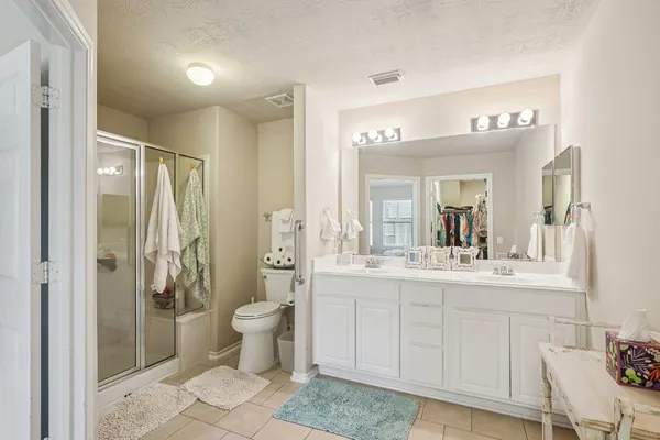 $325,000 | 30 Trafalgar Place, Conroe, TX 77384