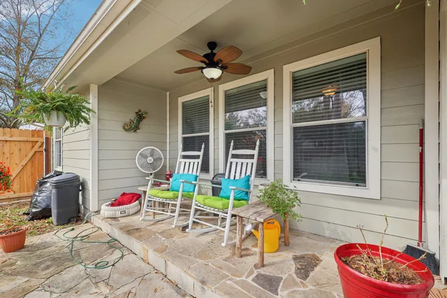 $335,000 | 30 Trafalgar Place, Conroe, TX 77384