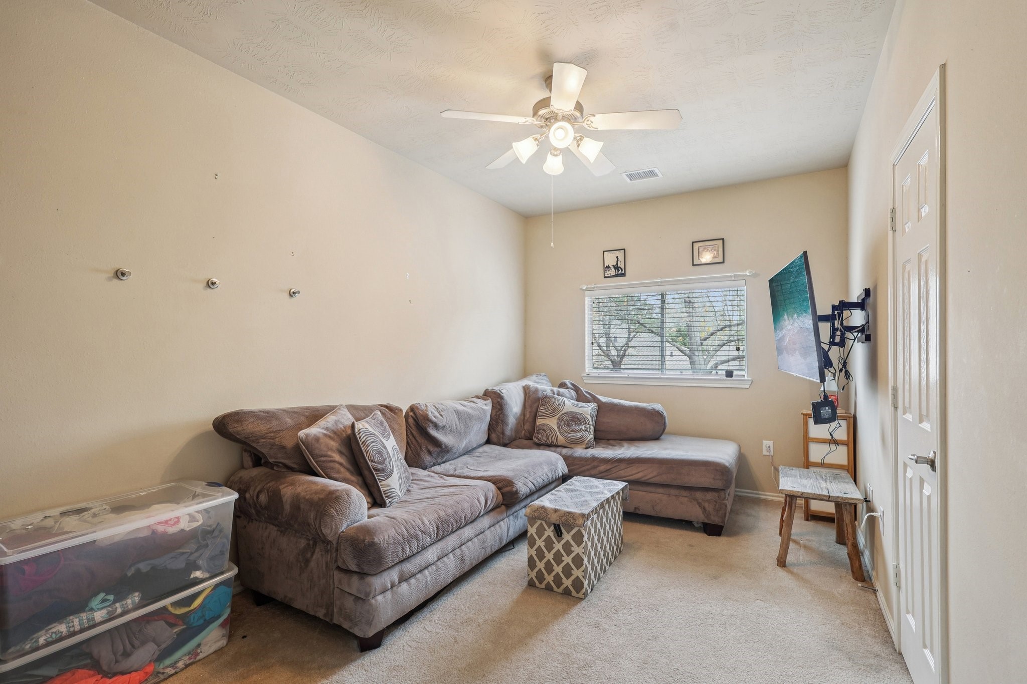 30 Trafalgar Place Conroe, TX 77384 - Photo 7 of 31