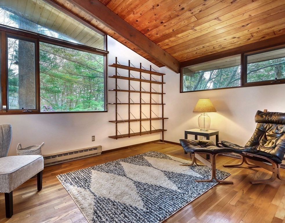 33 Page Road Lincoln, MA 01773 - Photo 14 of 42