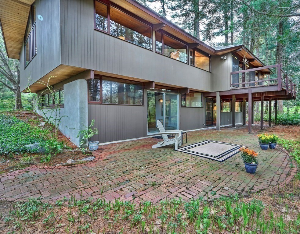 33 Page Road Lincoln, MA 01773 - Photo 28 of 42