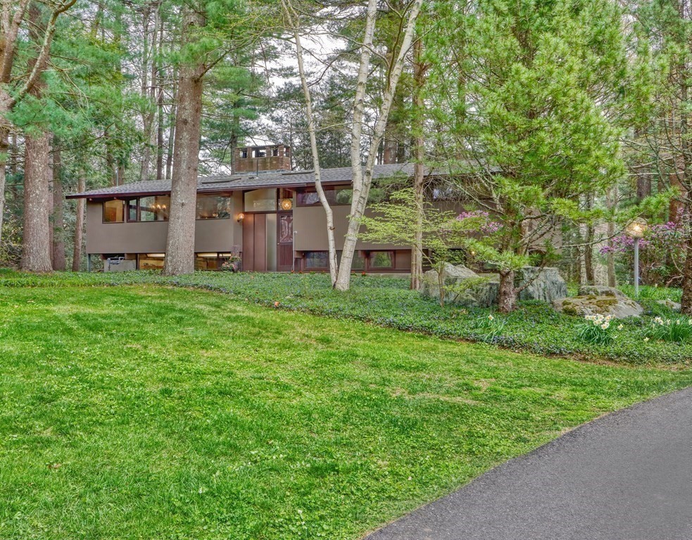 33 Page Road Lincoln, MA 01773 - Photo 34 of 42