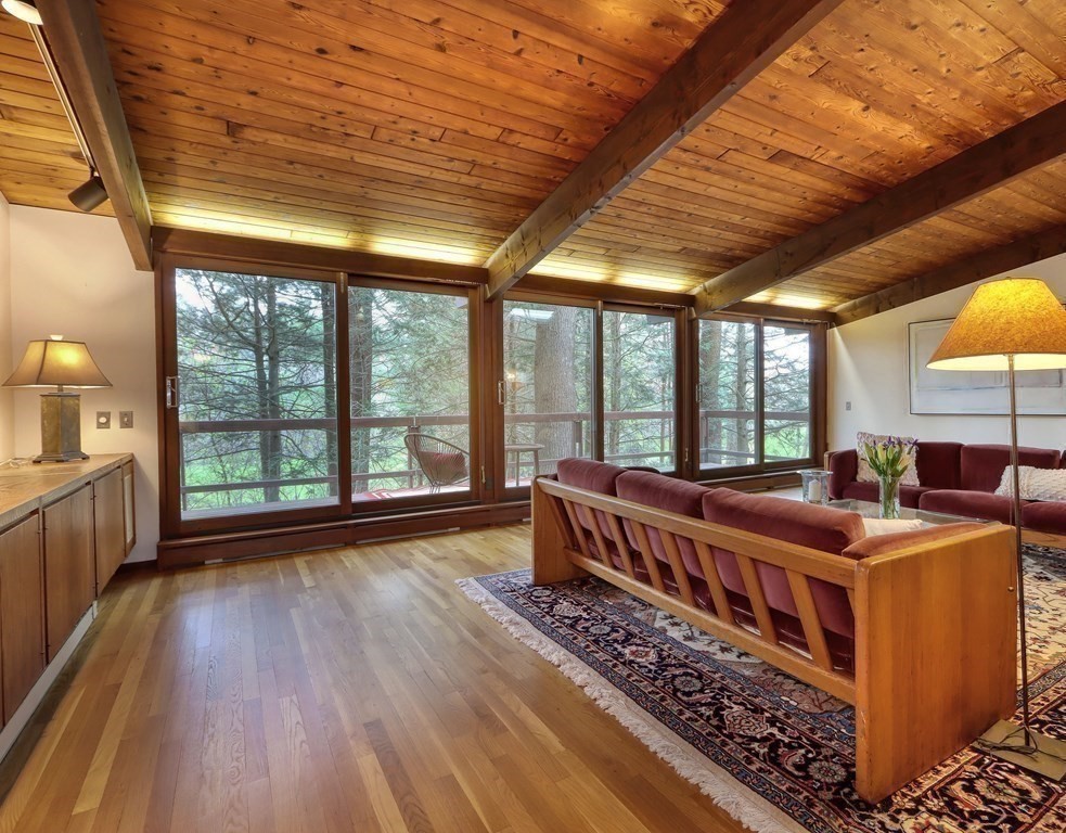 33 Page Road Lincoln, MA 01773 - Photo 6 of 42