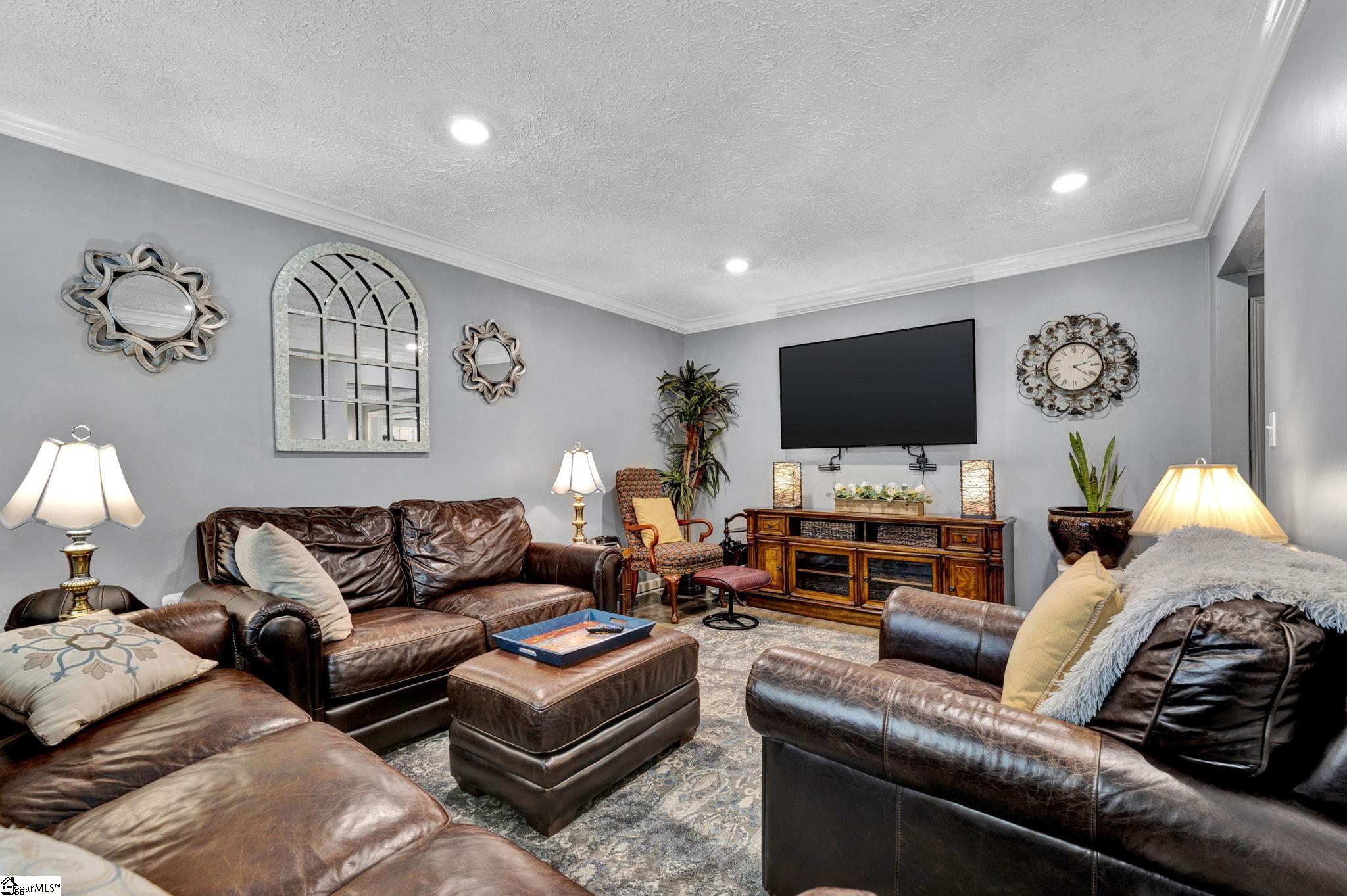 1222 Boiling Springs Road Greer, SC 29650 - Photo 17 of 35