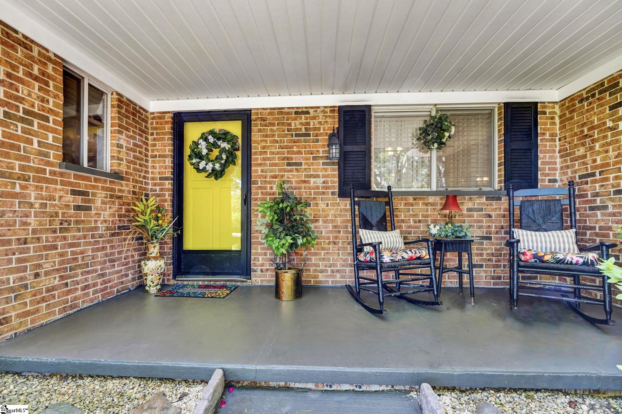 1222 Boiling Springs Road Greer, SC 29650 - Photo 2 of 35