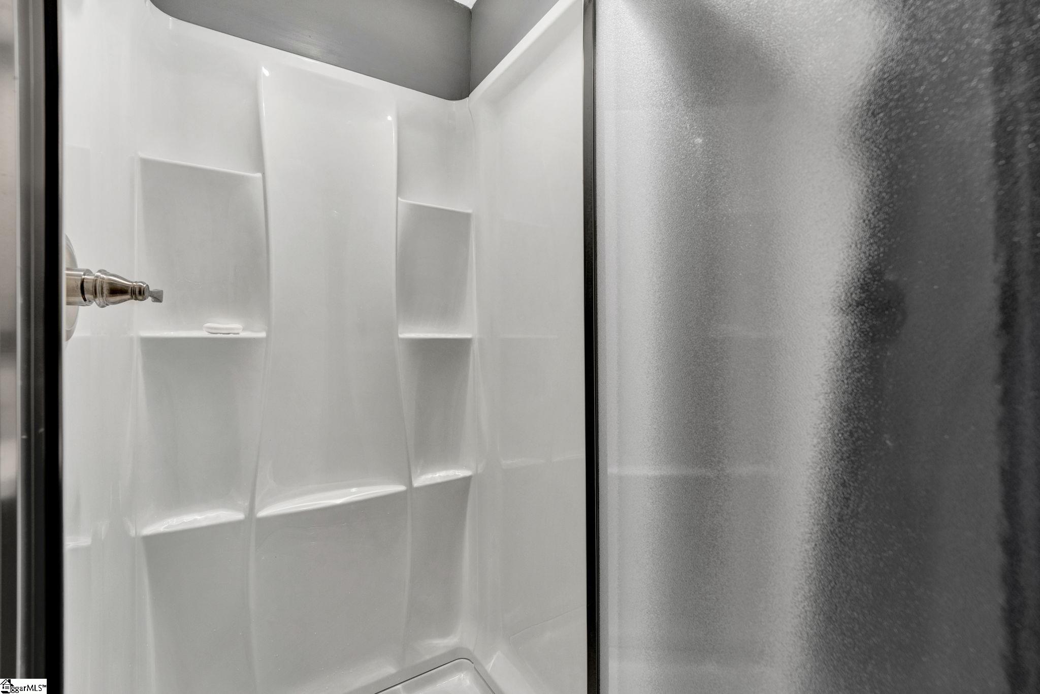 1222 Boiling Springs Road Greer, SC 29650 - Photo 21 of 35