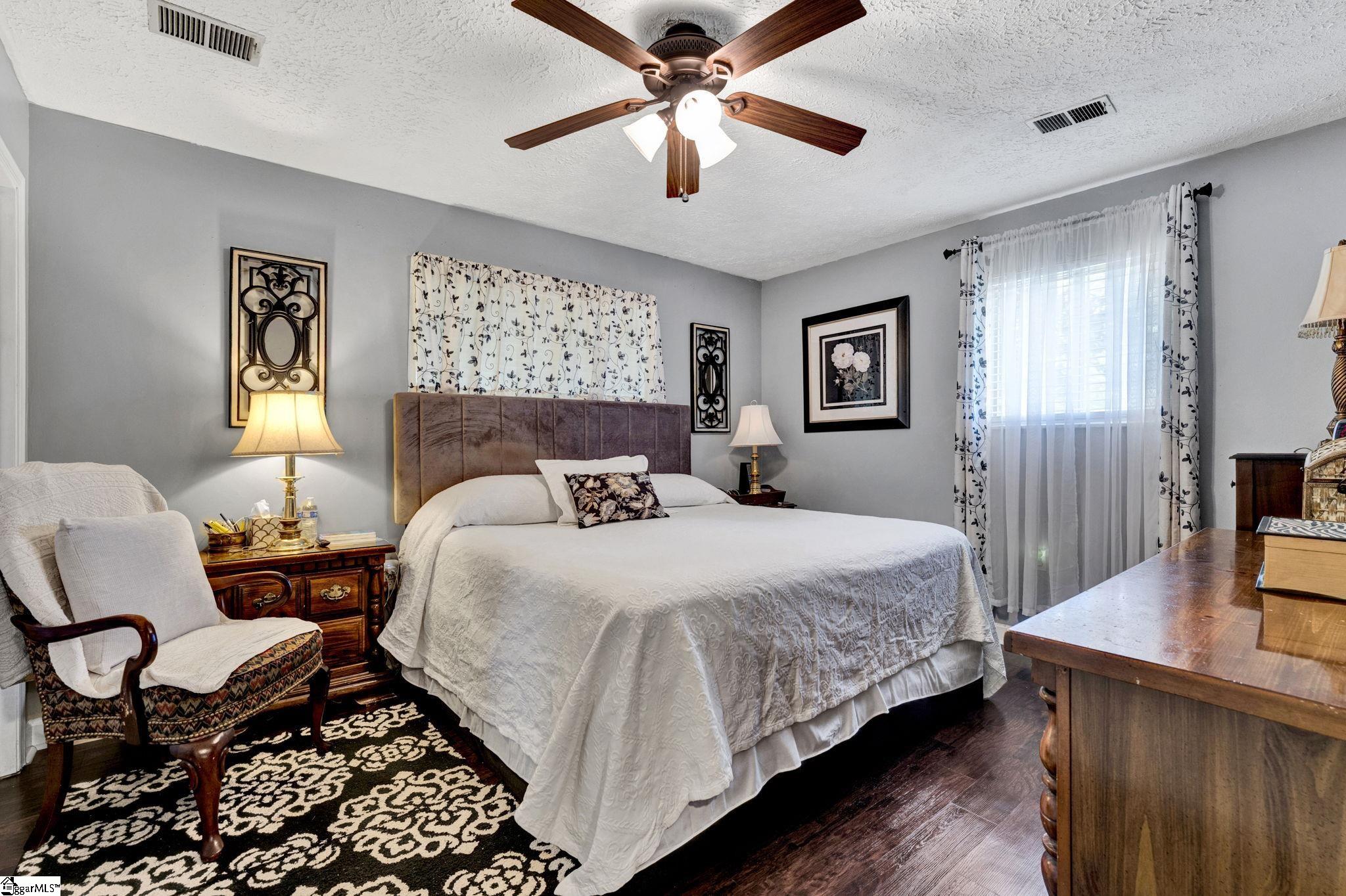 1222 Boiling Springs Road Greer, SC 29650 - Photo 23 of 35