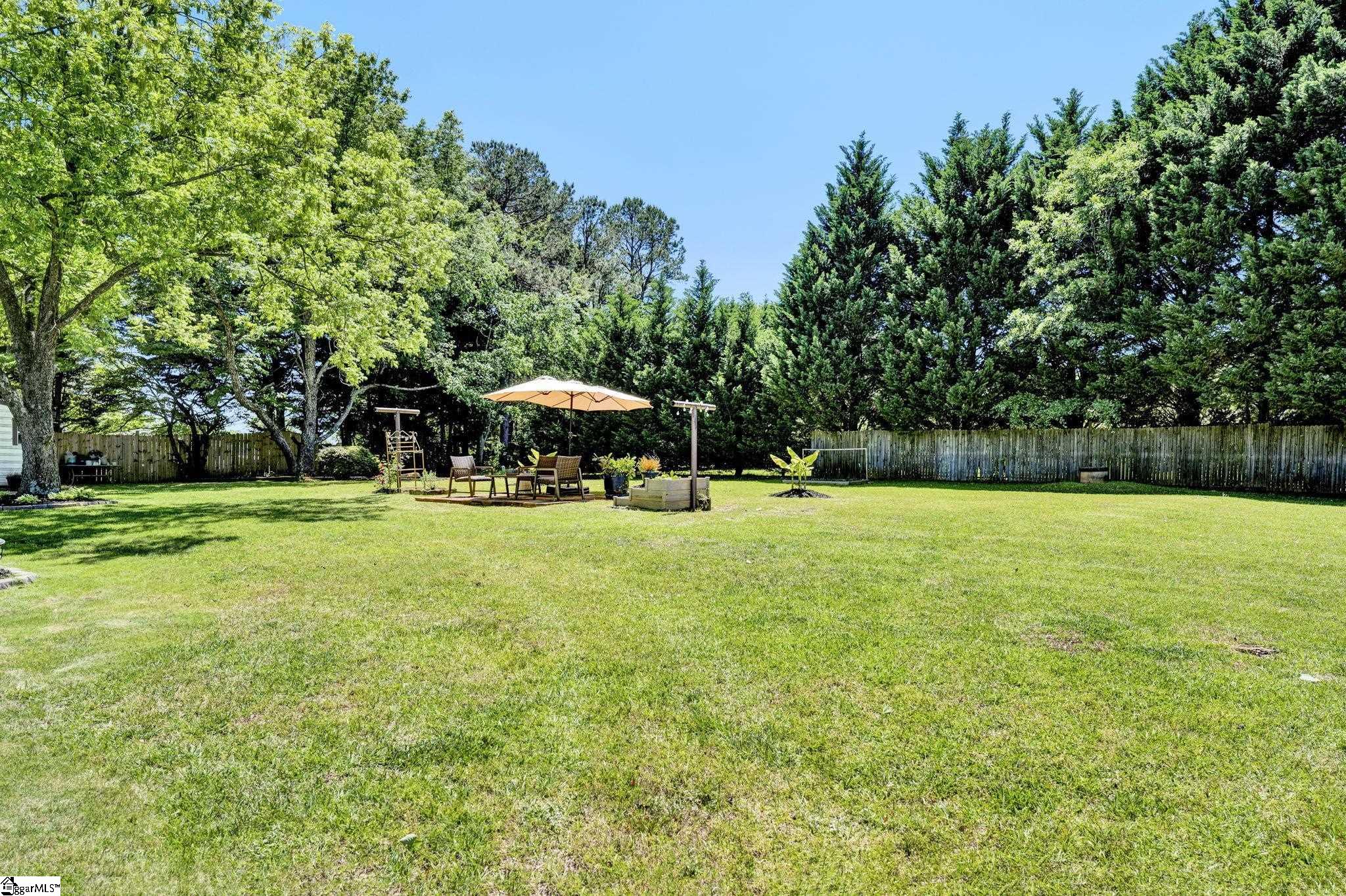 1222 Boiling Springs Road Greer, SC 29650 - Photo 26 of 35