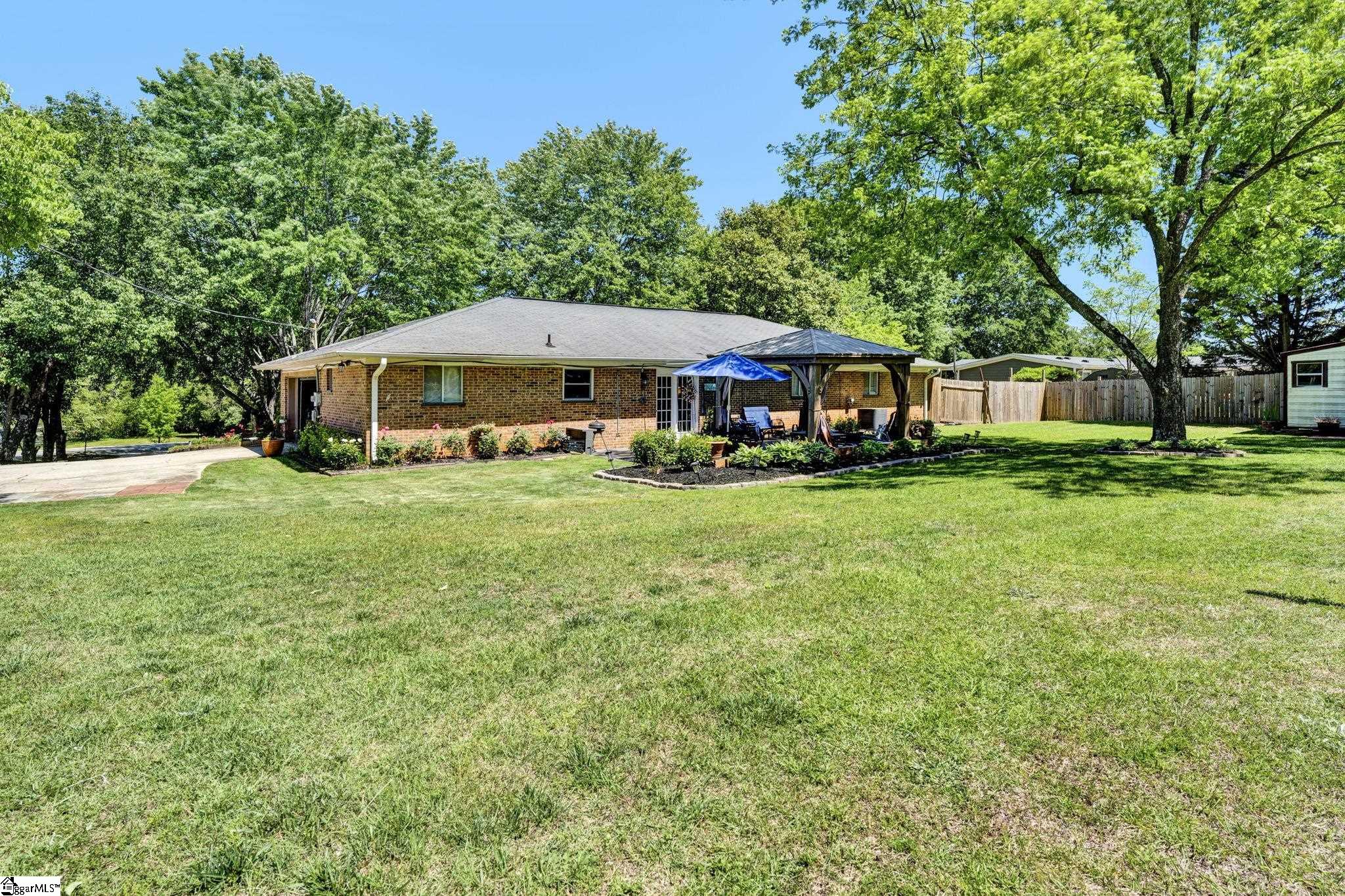 1222 Boiling Springs Road Greer, SC 29650 - Photo 27 of 35