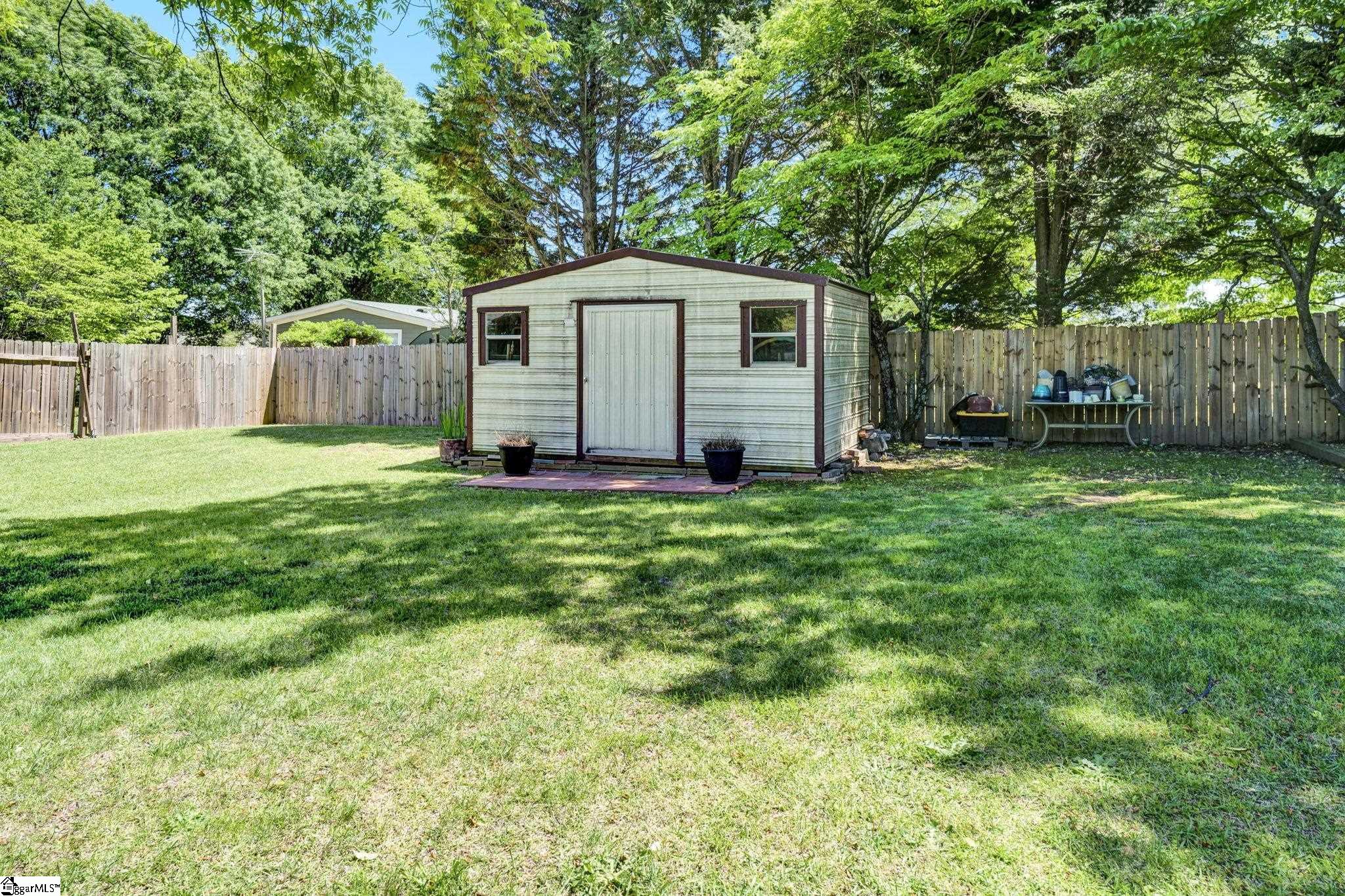 1222 Boiling Springs Road Greer, SC 29650 - Photo 29 of 35