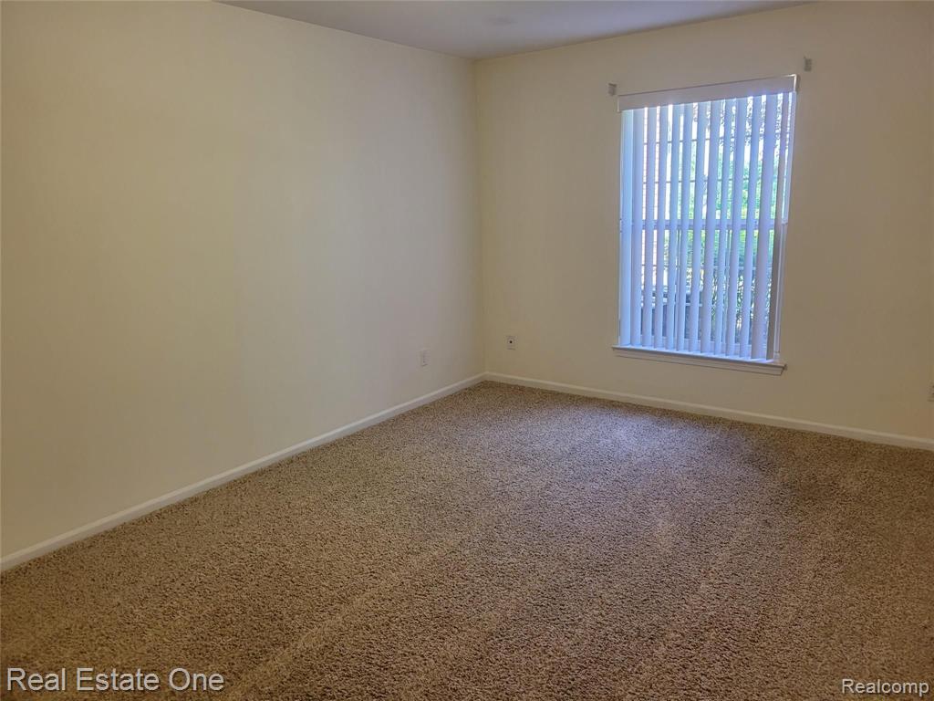 3562 Tremonte Circle, Unit 127 Rochester, MI 48306 - Photo 16 of 28