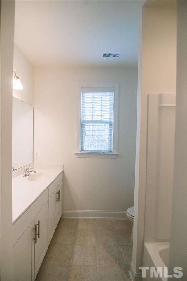 40 South Ridge View Way Youngsville, NC 27596 - Photo 11 of 30 Gallery Image 11