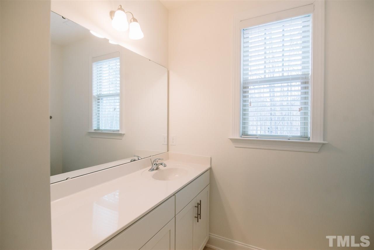 40 South Ridge View Way Youngsville, NC 27596 - Photo 12 of 30 Gallery Image 12